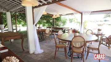 Imagem Casa Caras Pernambuco - As arquitetas Luciana Dias e Mariana Carvalho apresentam o restaurante e o lounge externo