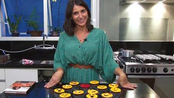 Imagem Carol Fiorentino ensina receita de cupcake de emoji